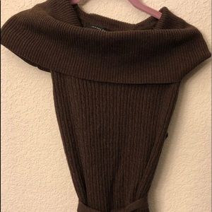 Women’s brown sleeveless sweater with belt